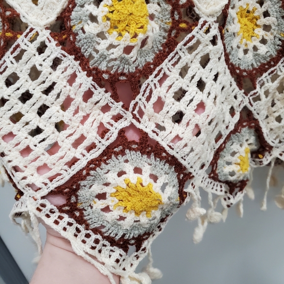 POL Cream Neutral Boho Hippy Oversize Retro‎ Diamond Crochet Festival Fringe Top - Picture 8 of 11